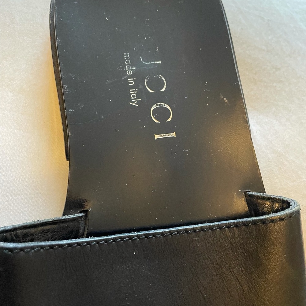 Gucci Men Slides - Picture 2 of 5